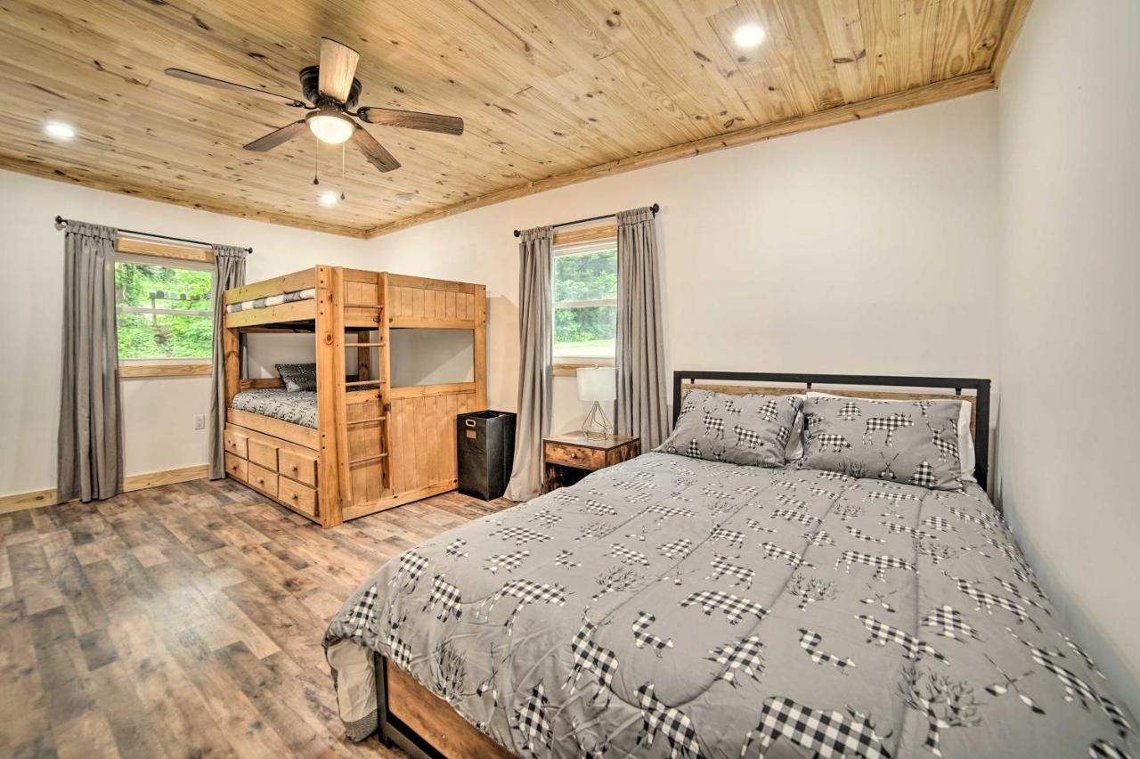 Creekside Ranch With Porch About 2 Mi To Pkwy Vila Pigeon Forge Exterior foto
