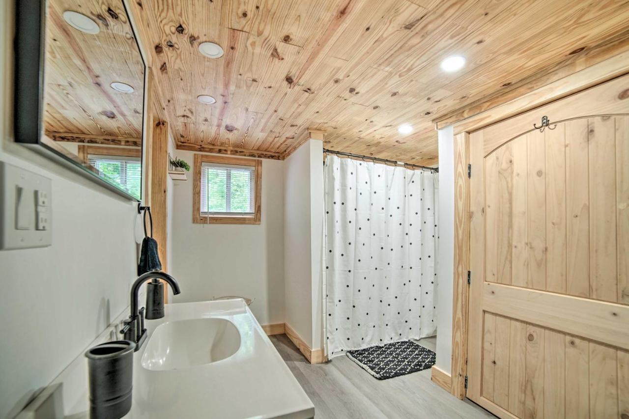 Creekside Ranch With Porch About 2 Mi To Pkwy Vila Pigeon Forge Exterior foto